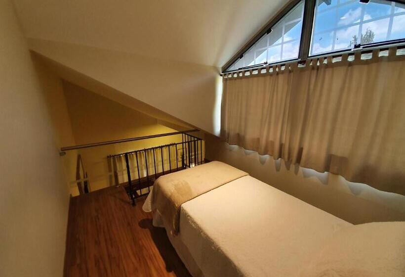 Quarto Quádruplo Premium, Pousada Golden Garden