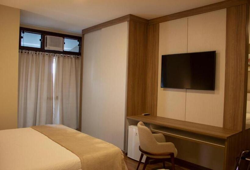 Quarto Premium, Pousada Golden Garden
