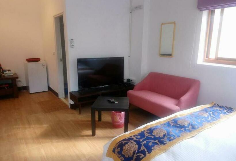 Четырехместный Номер Классик, Jinsha Haiyunbian I Homestay