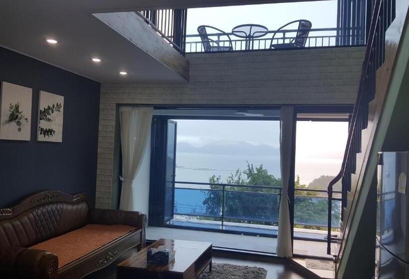 4ベッドルームハウス, Medi Pension