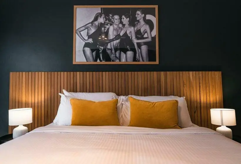 سوییت, The Blue Hotel Bondi