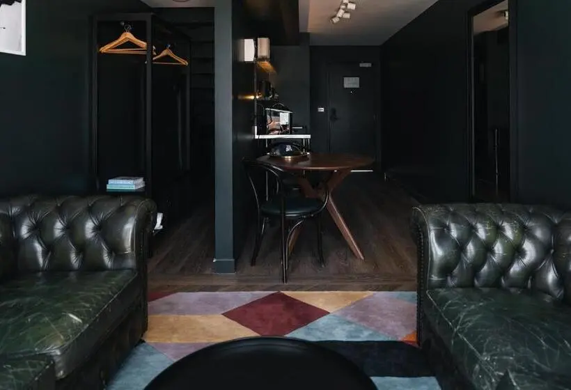 اتاق پنت هاوس, The Blue Hotel Bondi