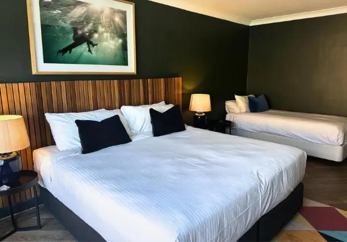 سوییت خانوادگی, The Blue Hotel Bondi