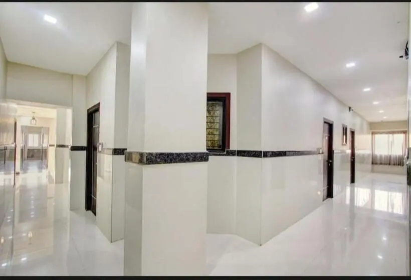 Deluxe Suite, Bestend