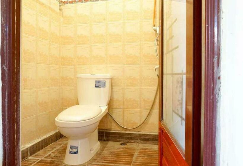 Pokój Standard, Reddoorz Near Buleleng Harbour 2