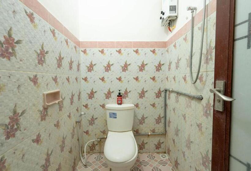 חדר סטנדרט, Reddoorz Near Buleleng Harbour 2