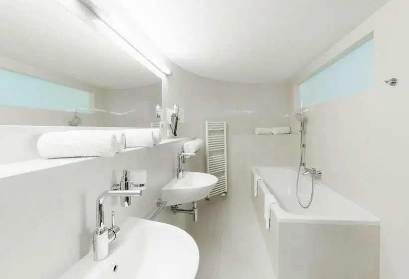 Suite, Split