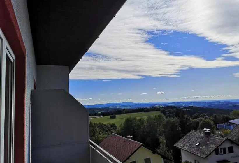 スイート(家族用), Thier