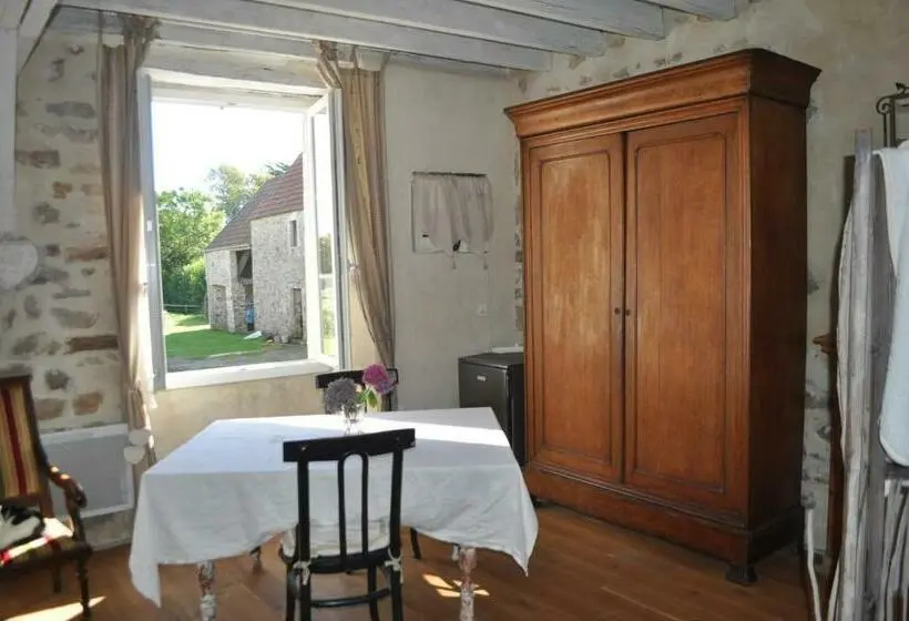 身障者適用スタンダードルーム, Chambre D’hôtes La Ferté