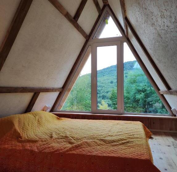 Дом 2 Спальни, To Lem Ande