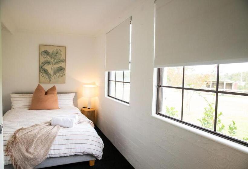 سوییت خانوادگی, The Oaks Ranch