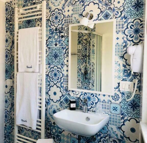 Habitació Estàndard, Nereide