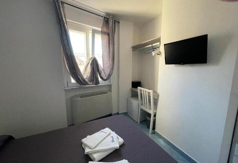 Habitació Basic, Nereide