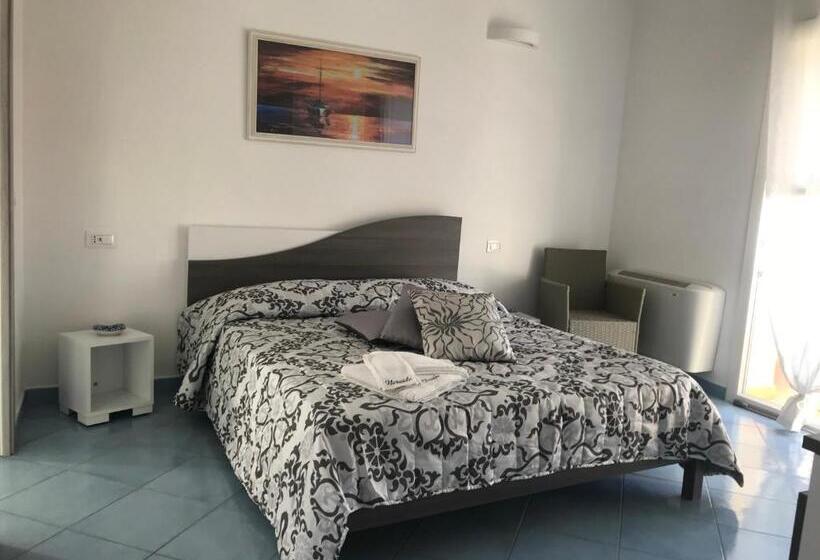 Habitació Estàndard amb Terrassa, Nereide