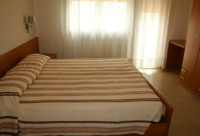 Habitació Estàndard Vista Mar amb Balconada, Caravel