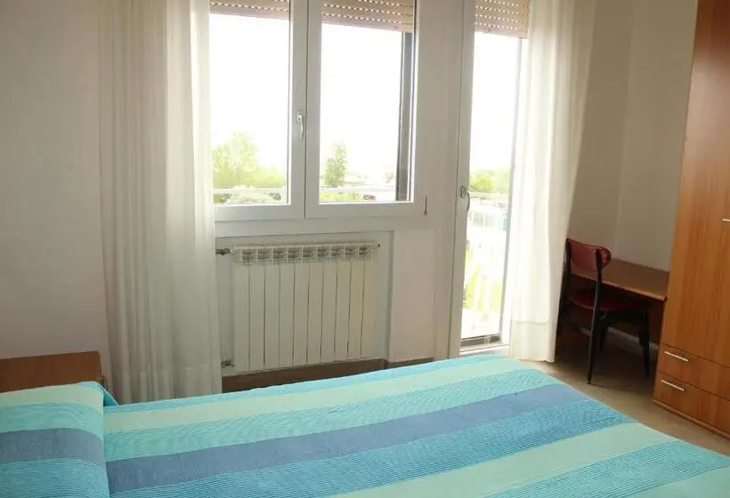 Habitació Estàndard Vista Mar amb Balconada, Caravel