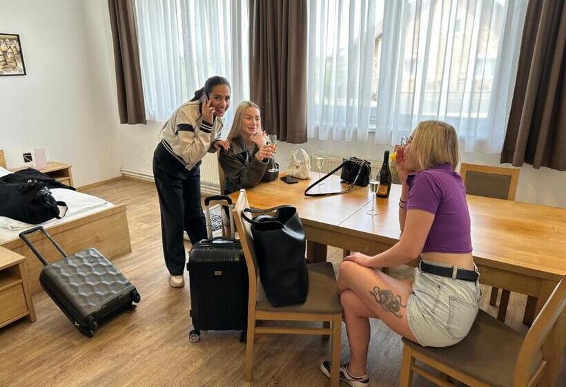 شقة غرفة نوم واحدة بالطابق الأرضى, Penzion Raketa Bowling