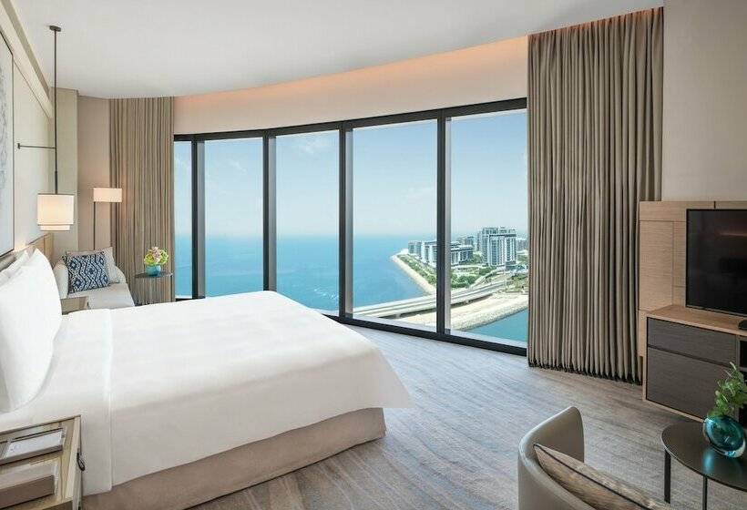 オーシャンビュースイート, Address Beach Resort