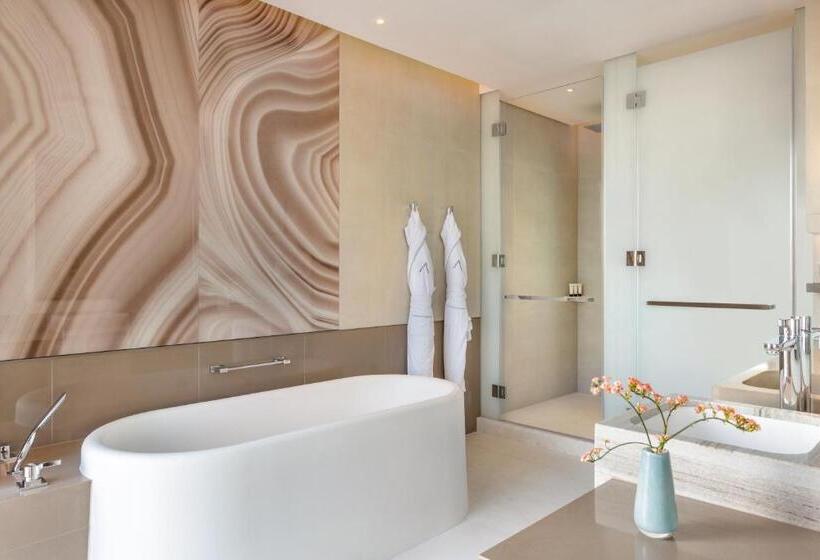 海の見えるエクゼクティブスイート, Address Beach Resort