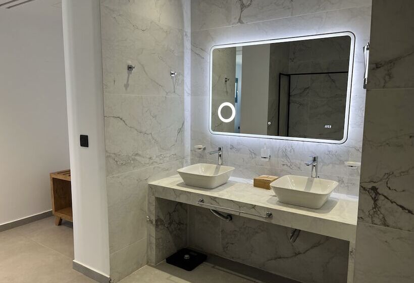 舒适型房间, Aeifos Boutique