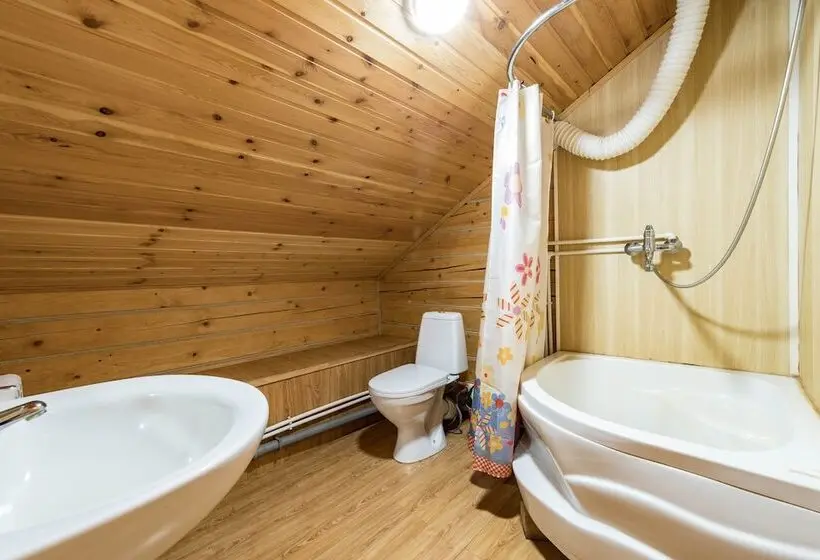 ３ベッドルームハウス, Cottage Complex Ozerny Bereg