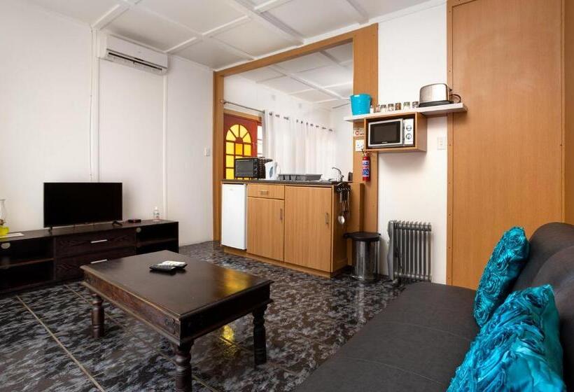 דירת חדר, Gariep Dam Sunrose Group Of Guest Houses