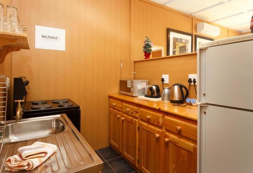 Номер Стандарт Трехместный, Gariep Dam Sunrose Group Of Guest Houses