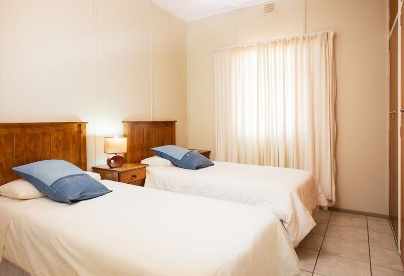 Апартаменты 1 Спальня, Gariep Dam Sunrose Group Of Guest Houses