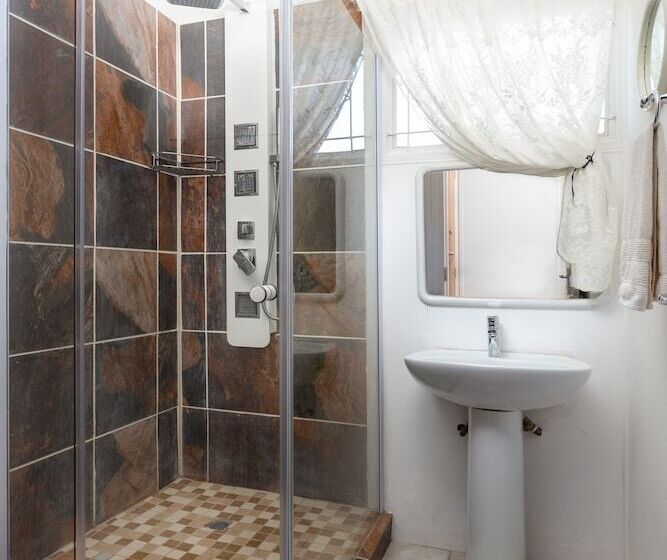 דירת חדר, Gariep Dam Sunrose Group Of Guest Houses