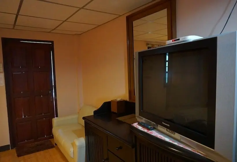 デラックスバンガロー, Wanghin Bungalow Donsak