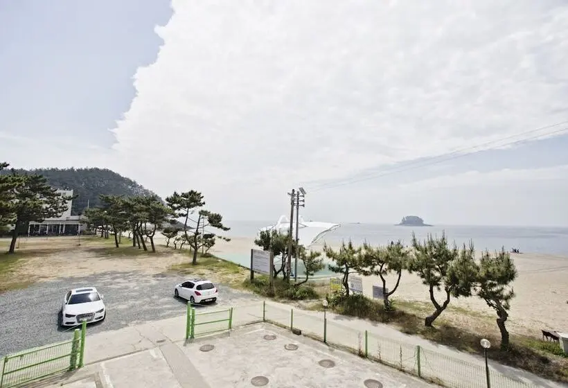 ドゥプレックスルーム, Solsum House