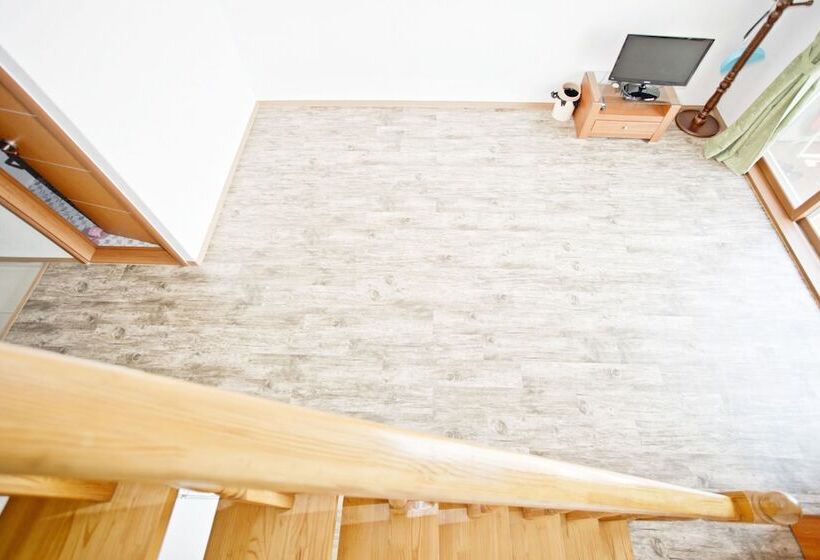 Quarto Duplex, Solsum House