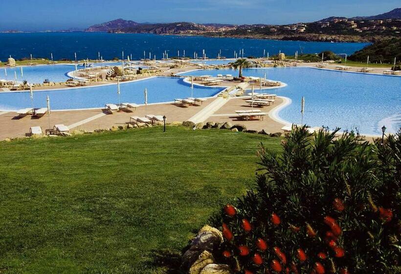חדר סטנדרט נוף לגינה, Colonna Resort, A Colonna Luxury Beach Hotel, Porto Cervo