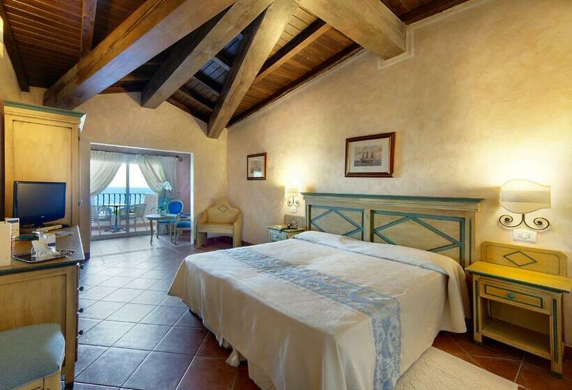 Triple Room Sea View, Colonna Resort, A Colonna Luxury Beach Hotel, Porto Cervo