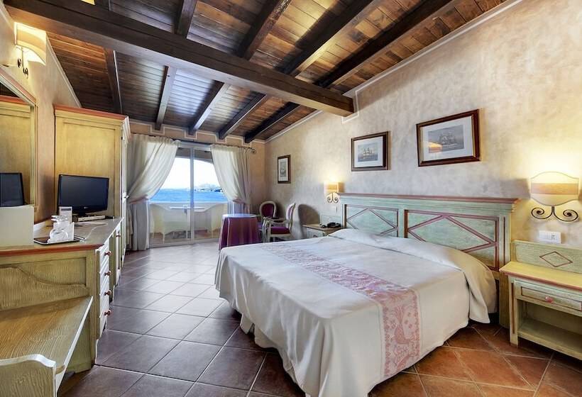 Triple Room Sea View, Colonna Resort, A Colonna Luxury Beach Hotel, Porto Cervo