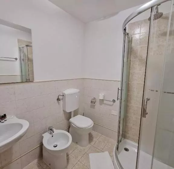 اتاق استاندارد سه نفره, B&b Relais Il Campanile