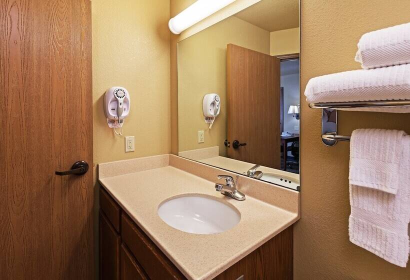 إستوديو قياسى, Candlewood Suites St. Robert, An Ihg