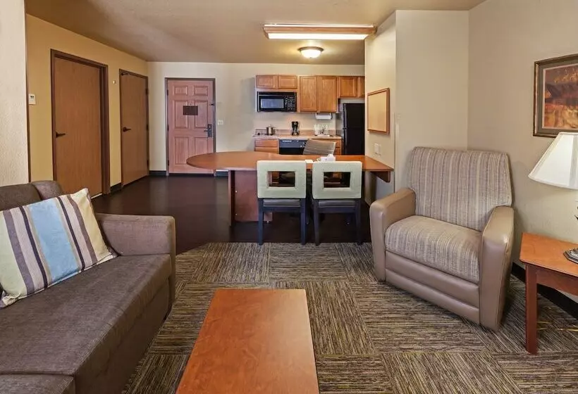 スイート, Candlewood Suites St. Robert, An Ihg