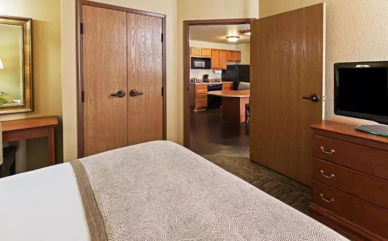 スイート, Candlewood Suites St. Robert, An Ihg