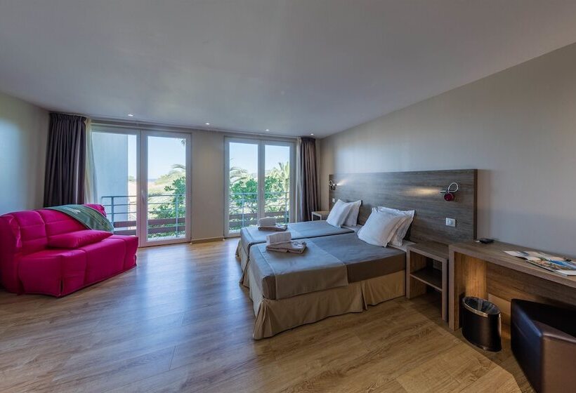 Трехместный Номер Superior, Club Marina Viva