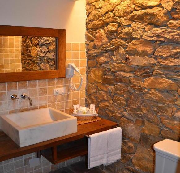 اتاق استاندارد, Galena Mas Comangau