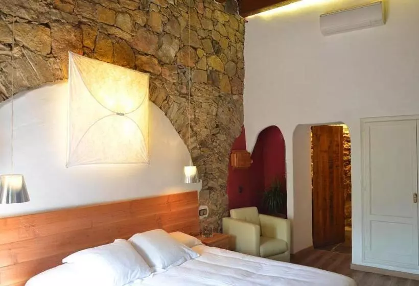 اتاق استاندارد, Galena Mas Comangau