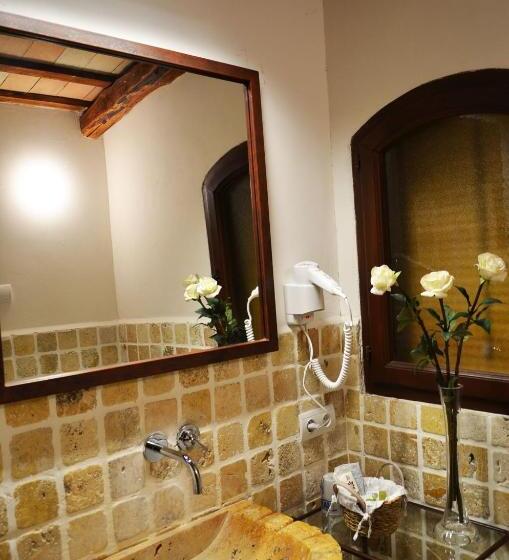 Superior Room with Terrace, Galena Mas Comangau