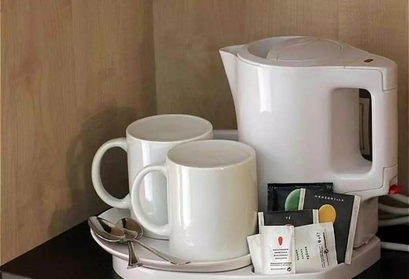 Perhehuone, Holiday Inn Express Alcobendas, An Ihg