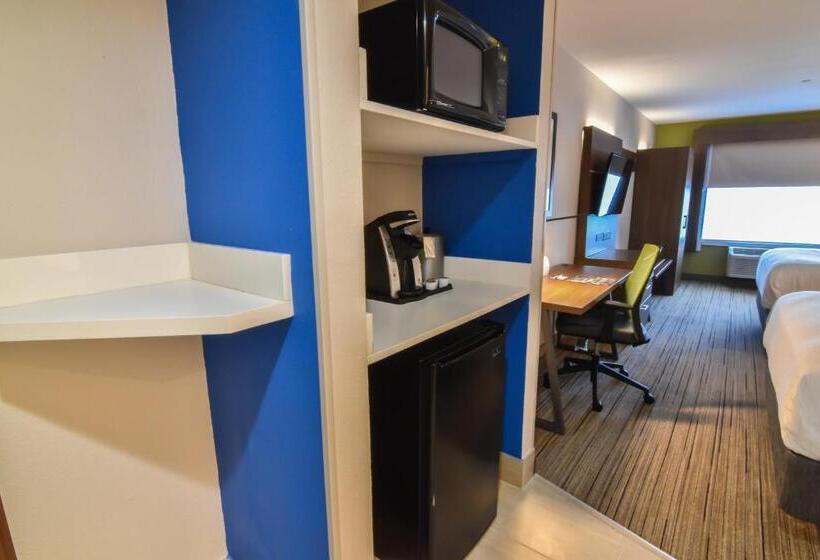 غرفة ديلوكس لذوى الاحتياجات الخاصة, Holiday Inn Express & Suites   Indianapolis Northwest, An Ihg