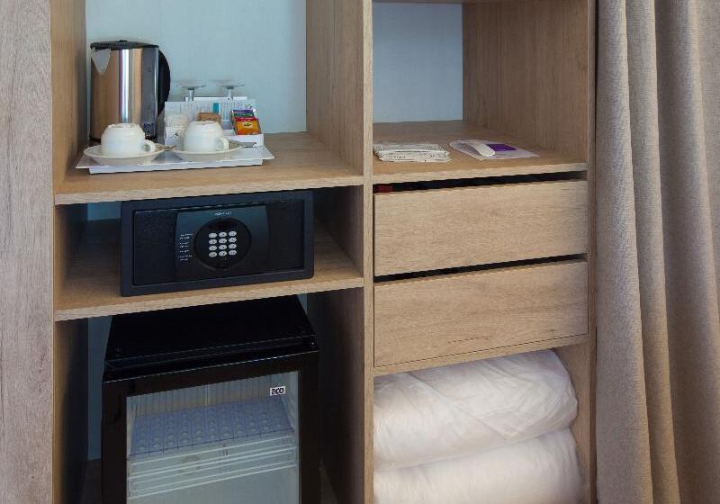 جناح إدارى, Holiday Inn Express & Suites   Indianapolis Northwest, An Ihg