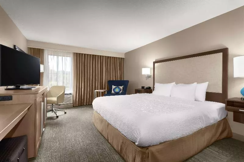 سوییت, Holiday Inn Express & Suites Indianapolis Northwest, An Ihg