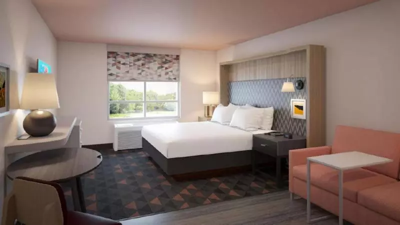 キングサイズベッドのスイートルーム, Holiday Inn Fredericksburg   Conference Center, An Ihg