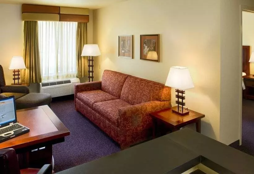 سوئیت برای معلولان, Larkspur Landing Extended Stay Suites Pleasanton