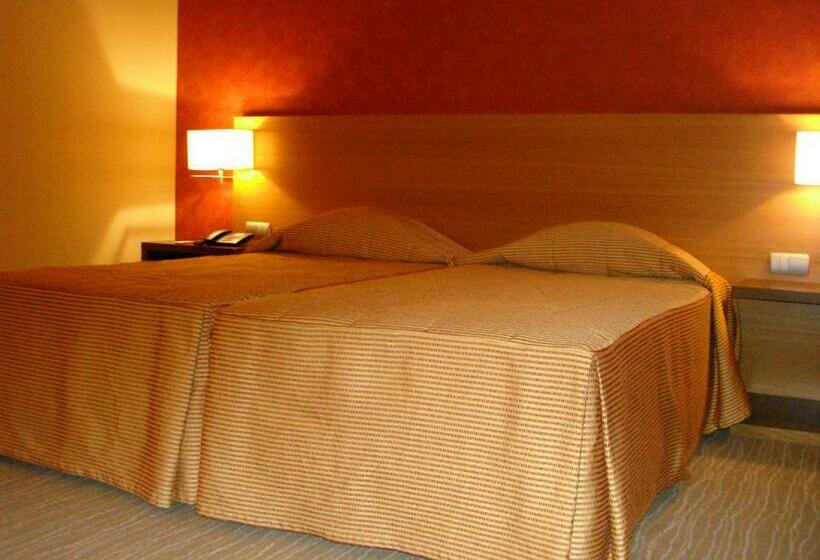 سوییت جونیور, Lusitania Congress & Spa